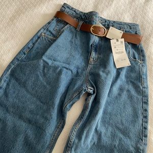 Zara Slouchy Jeans - Brand NEW